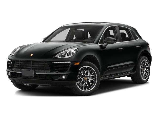 2016 Porsche Macan Turbo AWD photo