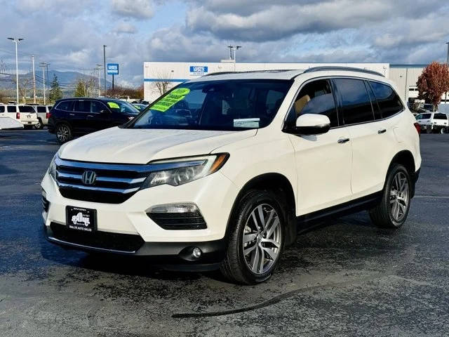 2016 Honda Pilot Elite AWD photo