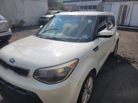 2015 Kia Soul + FWD photo