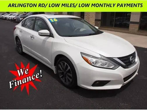 2016 Nissan Altima 2.5 SV FWD photo