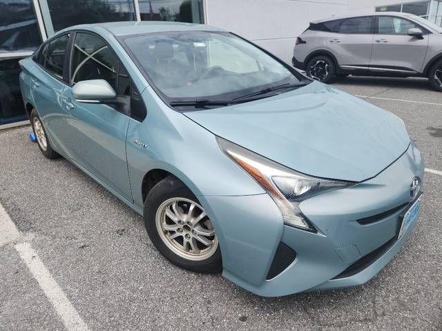 2016 Toyota Prius Two FWD photo