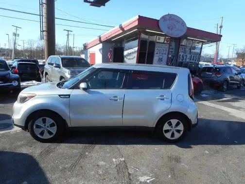 2015 Kia Soul Base FWD photo