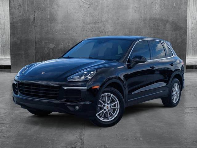 2016 Porsche Cayenne  AWD photo