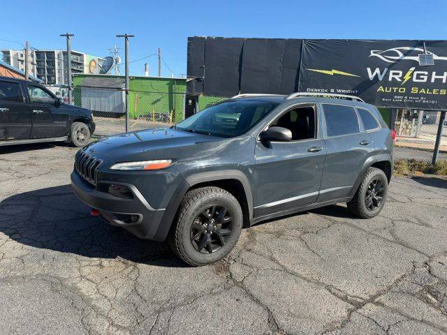 2016 Jeep Cherokee Trailhawk 4WD photo