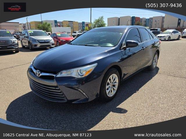 2015 Toyota Camry LE FWD photo