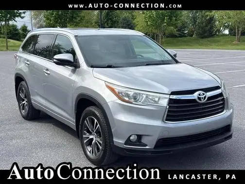 2016 Toyota Highlander XLE AWD photo