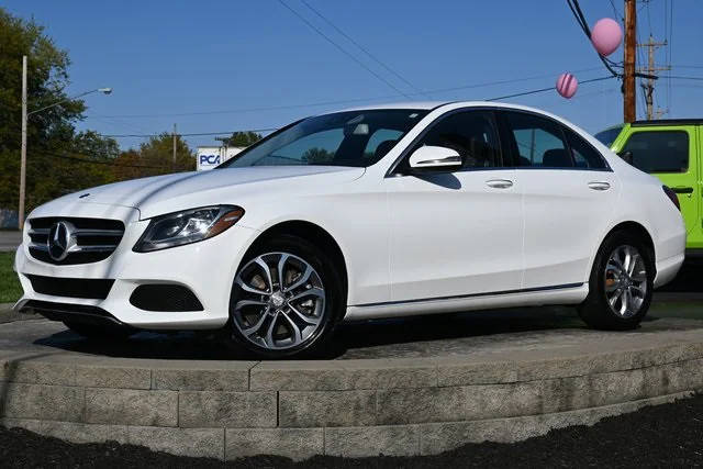 2016 Mercedes-Benz C-Class C 300 AWD photo