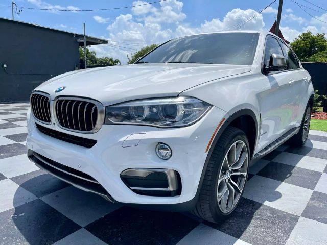 2016 BMW X6 xDrive50i AWD photo