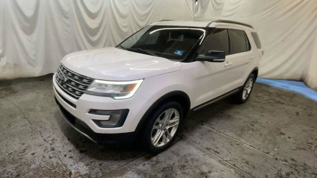 2016 Ford Explorer XLT 4WD photo