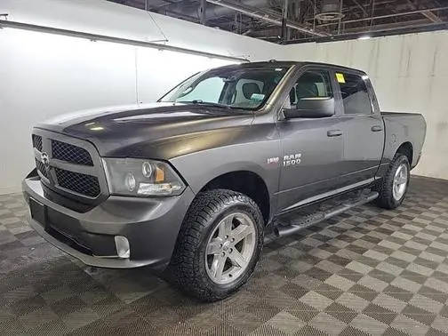 2016 Ram 1500 Express 4WD photo