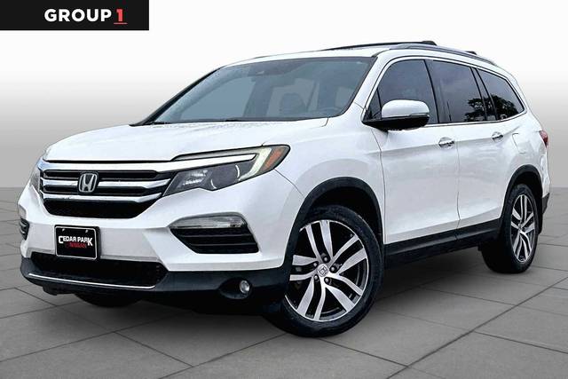 2016 Honda Pilot Touring FWD photo