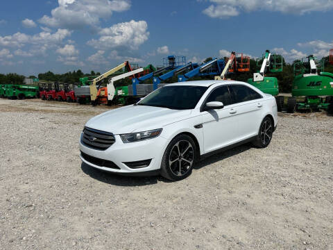 2015 Ford Taurus SEL FWD photo