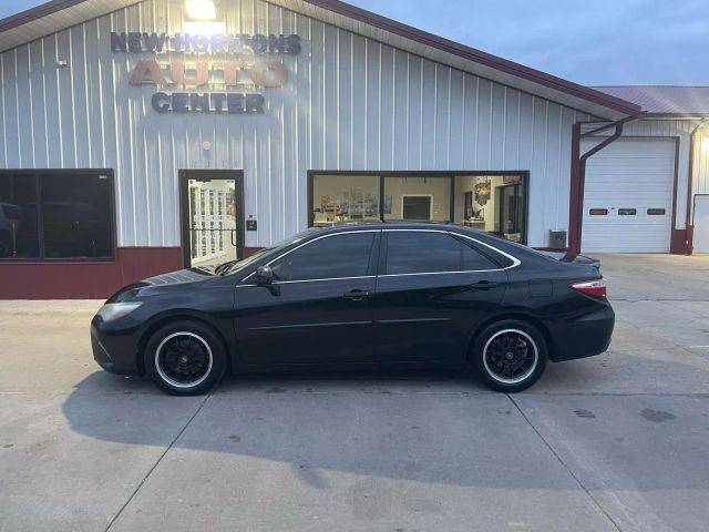 2016 Toyota Camry SE FWD photo