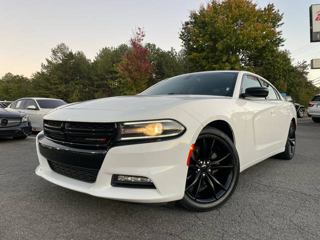 2016 Dodge Charger SXT RWD photo