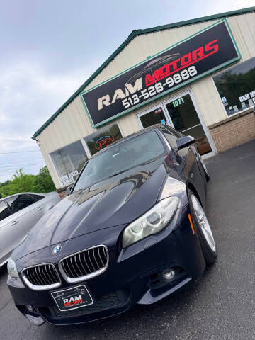 2016 BMW 5 Series 535i RWD photo