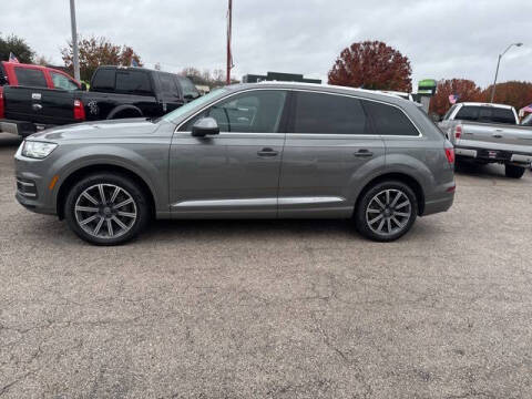 2017 Audi Q7 Premium Plus AWD photo