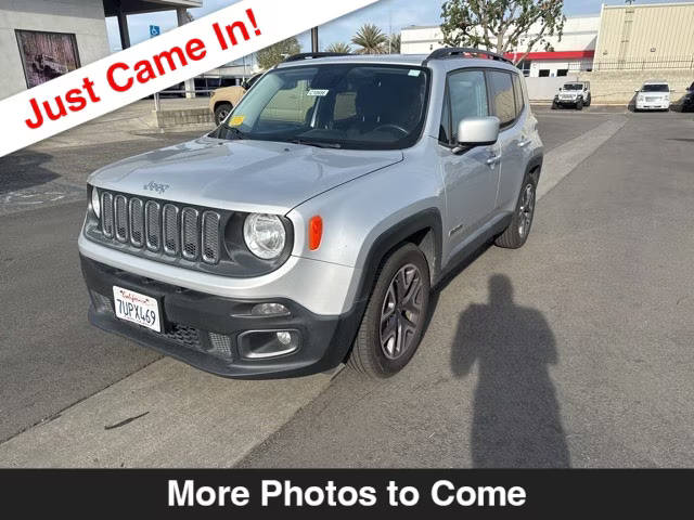 2016 Jeep Renegade Latitude FWD photo