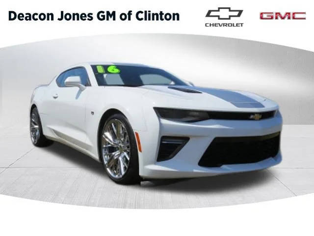 2016 Chevrolet Camaro 2SS RWD photo