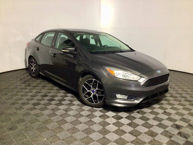 2016 Ford Focus SE FWD photo