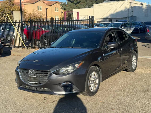 2016 Mazda 3 i Touring FWD photo