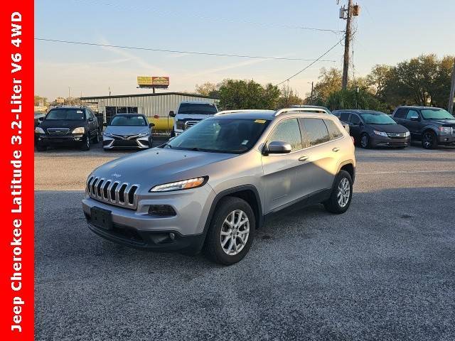 2016 Jeep Cherokee Latitude 4WD photo