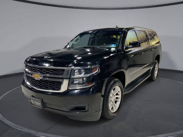 2016 Chevrolet Suburban LT 4WD photo