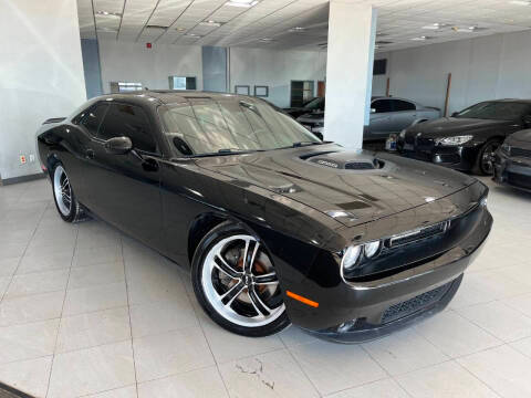 2016 Dodge Challenger R/T Plus Shaker RWD photo