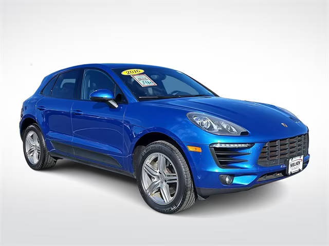 2016 Porsche Macan S AWD photo