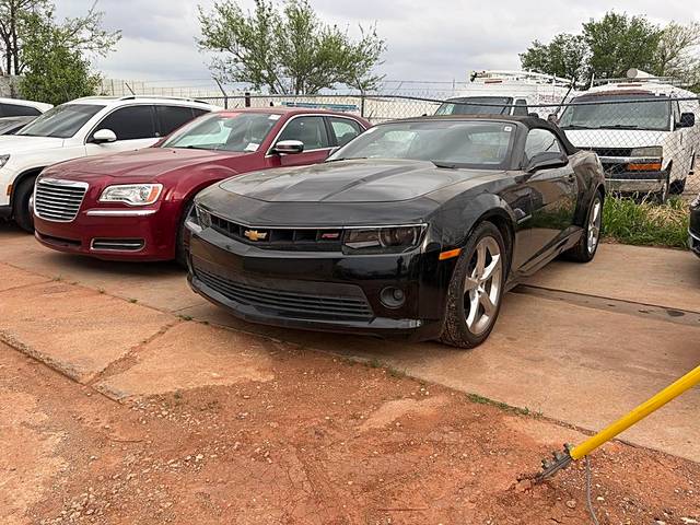 2015 Chevrolet Camaro LT RWD photo
