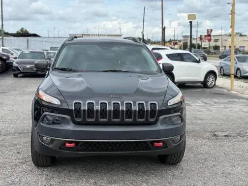 2016 Jeep Cherokee Trailhawk 4WD photo