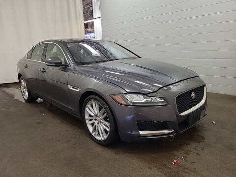 2016 Jaguar XF 35t Prestige AWD photo