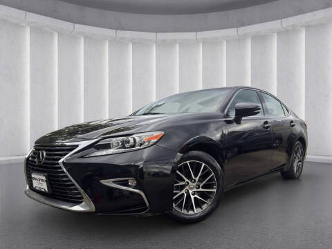 2016 Lexus ES FWD photo