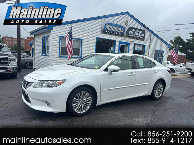 2015 Lexus ES  FWD photo
