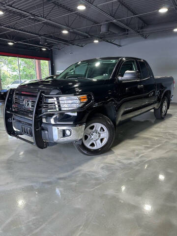 2016 Toyota Tundra SR5 4WD photo