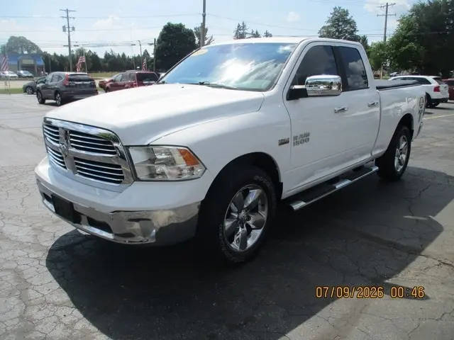 2016 Ram 1500 Big Horn 4WD photo