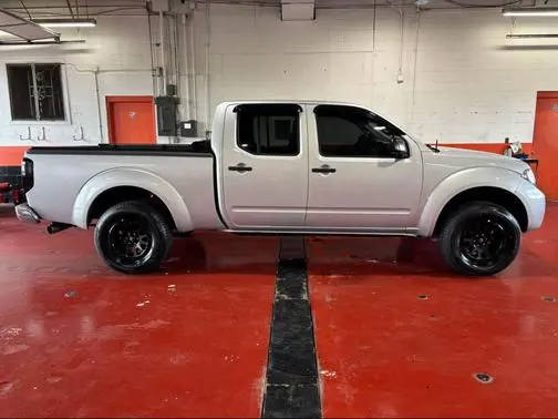 2016 Nissan Frontier SV 4WD photo