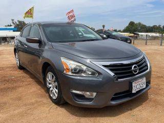 2015 Nissan Altima 2.5 S FWD photo