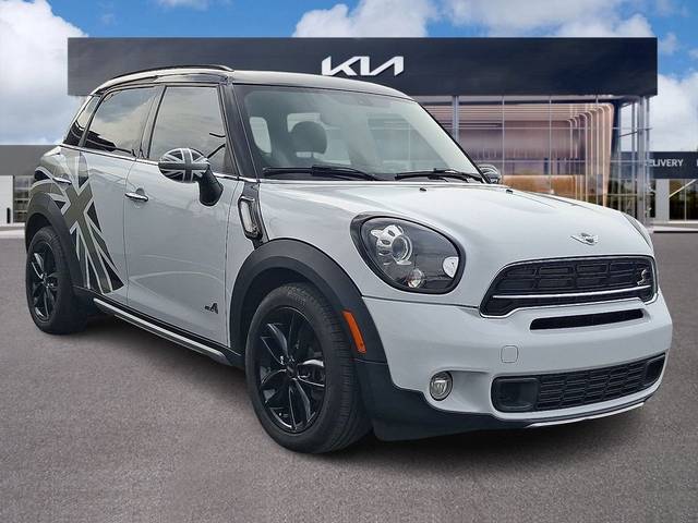 2016 MINI Countryman S AWD photo