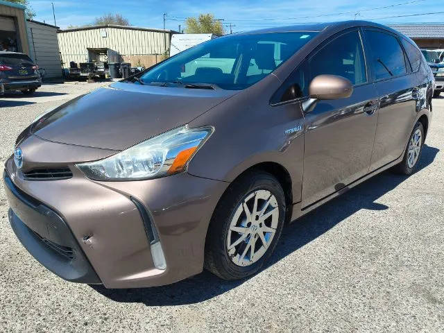 2016 Toyota Prius v Four FWD photo