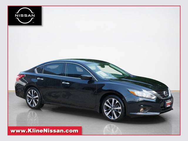 2016 Nissan Altima 2.5 SR FWD photo