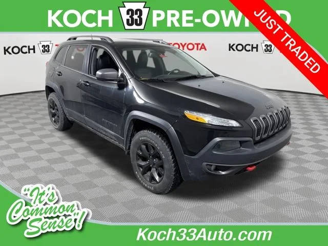 2016 Jeep Cherokee Trailhawk 4WD photo