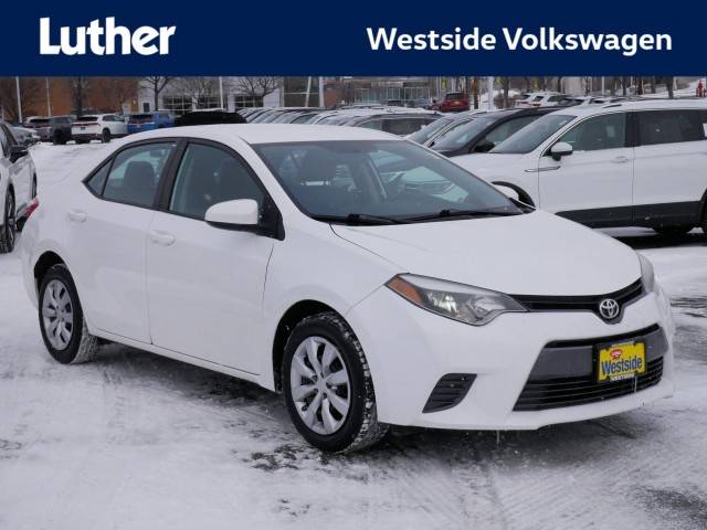 2016 Toyota Corolla LE FWD photo