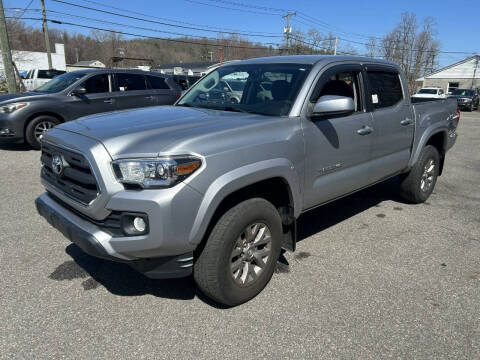 2016 Toyota Tacoma SR5 4WD photo