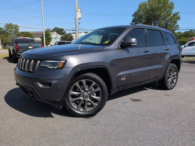 2016 Jeep Grand Cherokee Limited 75th Anniversary RWD photo