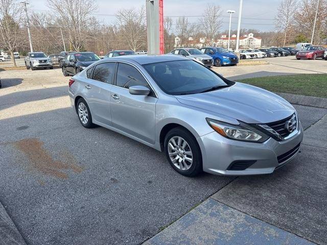 2016 Nissan Altima 2.5 S FWD photo