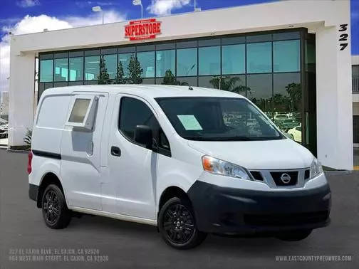 2015 Nissan NV200 S FWD photo