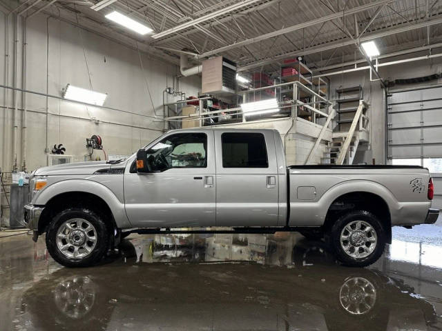 2016 Ford F-250 Super Duty Lariat 4WD photo