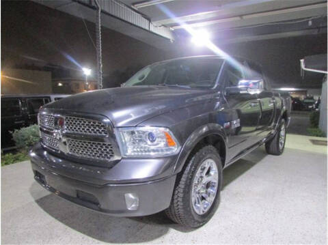 2016 Ram 1500 Laramie 4WD photo