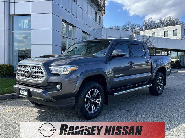 2016 Toyota Tacoma TRD Sport 4WD photo