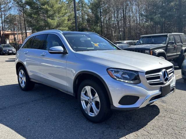 2016 Mercedes-Benz GLC-Class GLC 300 AWD photo